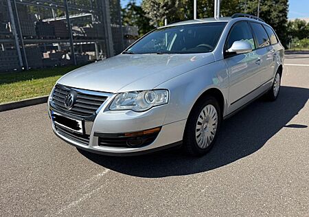 VW Passat Volkswagen 1.6 FSI Steuerkette und tüv frisch