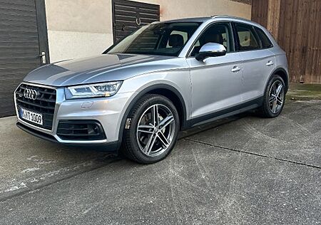 Audi Q5 50 TDI tiptronic quattro -