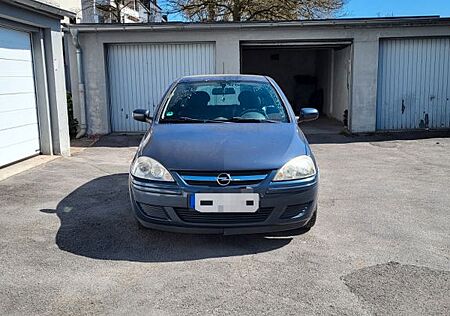 Opel Corsa 1.2 -