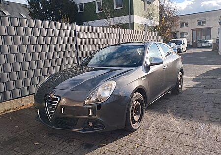 Alfa Romeo Giulietta Turismo 2.0 JTDM Leder braun
