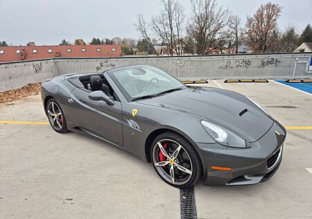 Ferrari California 4.3 V8 4-Sitzer -
