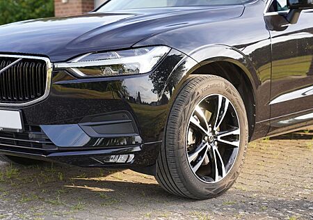 Volvo XC 60 XC60 D4 Geartronic Momentum Pro, 8-fach bereift