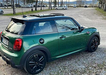 Mini John Cooper Works F56 (JCW) British Racing Green