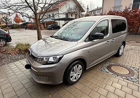 VW Caddy Volkswagen 2,0TDI BASIS DSG AHK