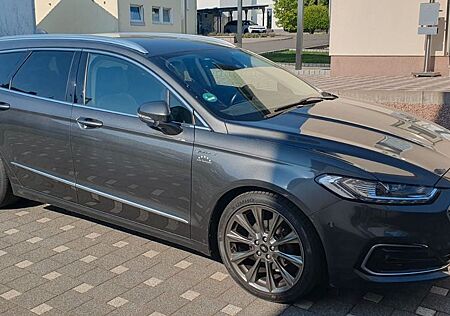 Ford Mondeo 2,0 EcoBlue 140kW Vignale Turnier Aut...