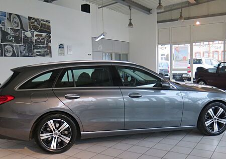 Mercedes-Benz C 220 T- AVANTGARDE.*LED*KAM*NEUWERTIGER ZUSTAND