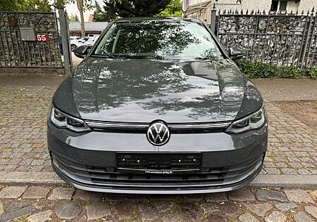 VW Golf Volkswagen VIII Lim. Style 1.5