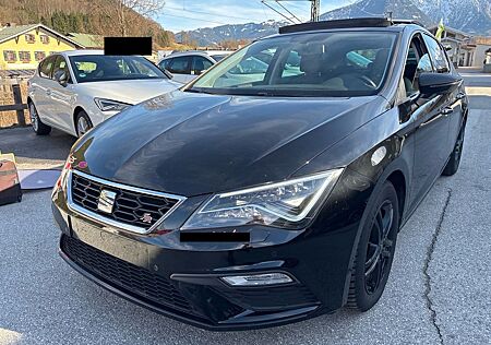 Seat Leon FR +Pano+Navi+8-fach+Alcantara+LED