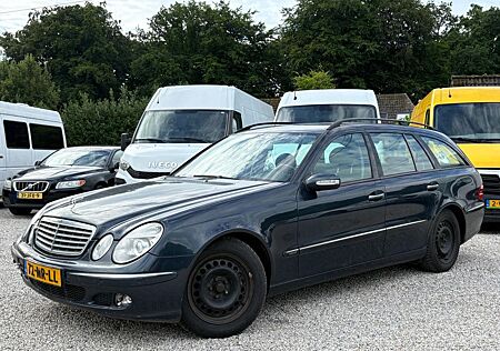 Mercedes-Benz E 270 E-klasse Combi 270 CDI Elegance Autom. LEES TEKS