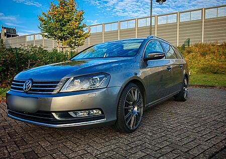 VW Passat Variant gebraucht kaufen VW Passat Variant Volkswagen 2.0 TDI Highline BlueMotion T...