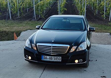 Mercedes-Benz E 250 CDI BlueEFFICIENCY Elegance Limousine