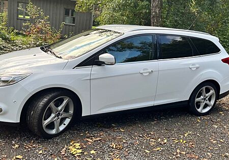 Ford Focus 2,0TDCi 120kW PowerSh. Titanium Turnie...