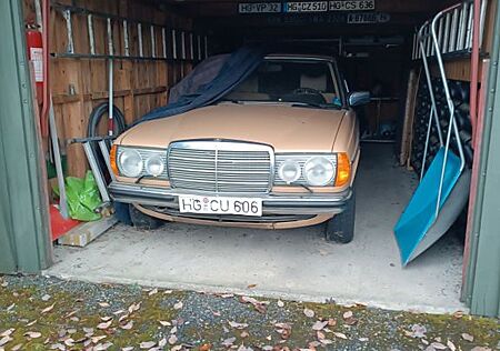 Mercedes-Benz 200