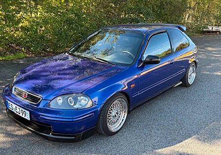 Honda Civic 1.4i LS