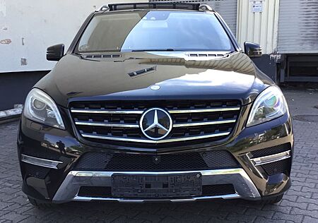 Mercedes-Benz ML 350 ML -Klasse CDI BlueTec/ Panoramada