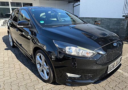 Ford Focus Turnier ST-Line