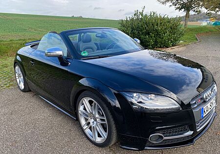 Audi TTS Roadster 2.0 TFSI S tronic quattro -