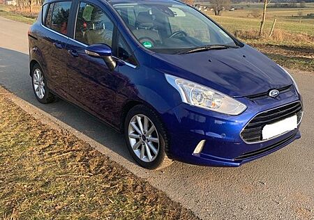 Ford B-Max 1,0 EcoBoost 92kW S/S Titanium Titanium