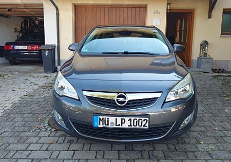 Opel Astra 1.7 CDTI Edition 92kW Edition