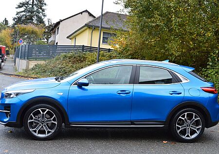Kia XCeed 1.4T-GDI Vision-NAVI-PDC-KAMERA-LEDER-AHK
