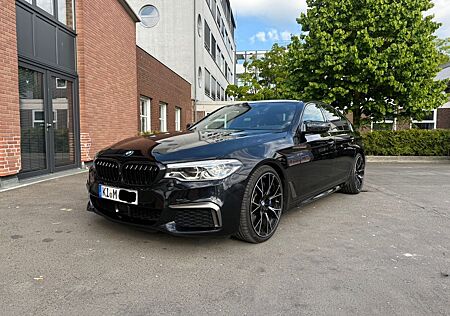 BMW M550i xDrive A - *20zollM*Displayk*360grad*Softc