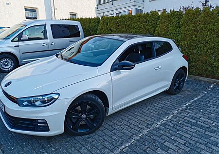 VW Scirocco Volkswagen 2.0 TDI 135kW DSG -