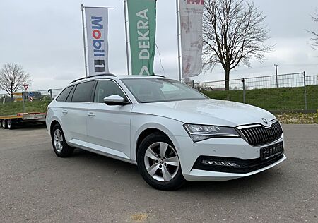 Skoda Superb Combi/ Kamera/ Smartlink/ LED/ DAB