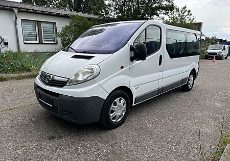 Opel Vivaro 2.0 l Lang 2 x Klima 9 Sitzer