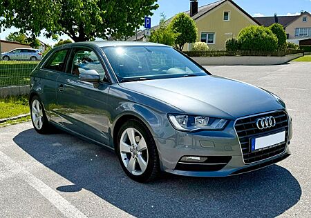 Audi A3 1.4 TFSI Ambition - Navi - Sport - Klima