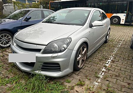 Opel Astra H GTC 1.6 mit Leistungssteigerung