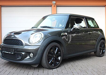 Mini Cooper S gebraucht kaufen Mini Cooper S 1.6 Klima/Bluetooth/Sitzheizung