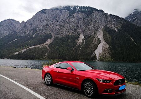 Ford Mustang 5.0 Ti-VCT V8 GT GT