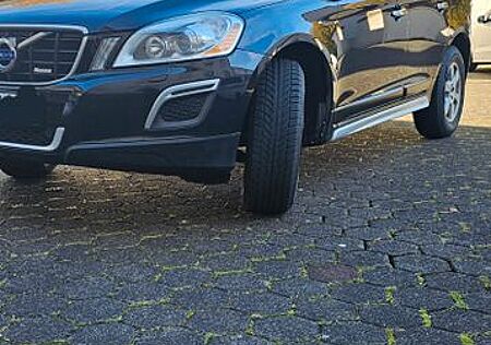 Volvo XC 60 XC60 D5 AWD R Design R Design