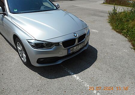 BMW 318d Touring Advantage silbergrau metallic