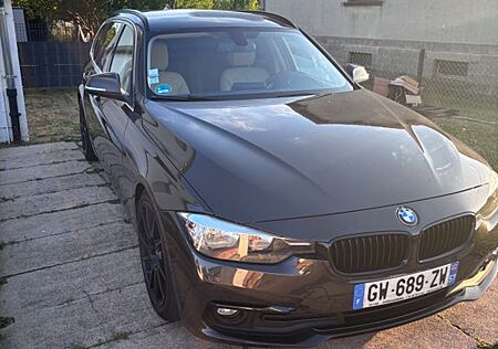 BMW 318d Touring Luxury Line F31