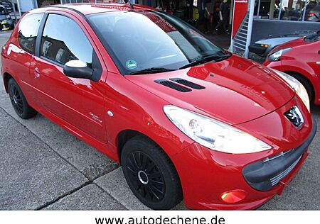 Peugeot 206 + erst 88000 Km, mit Soundanlage (Subwoofer)