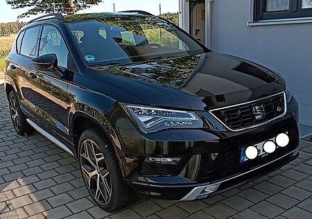 Seat Ateca 2.0 TSI 140kW FR Black Edit. von Privat