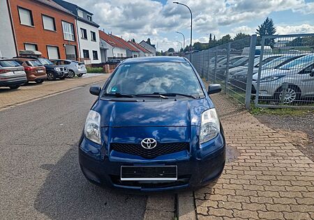 Toyota Yaris Cool
