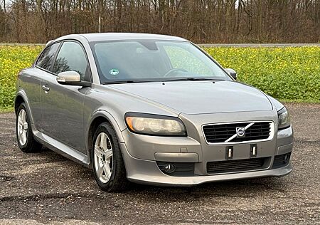 Volvo C30 D5 Momentum 2.4D Navi Klimaautomatik