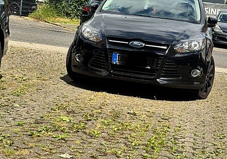 Ford Focus 1,6 EcoBoost 134kW Titanium Turnier Ti...