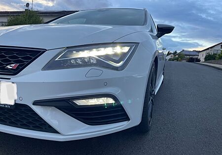 Seat Leon 2.0 TSI ST CUPRA 300 DSG 4Drive