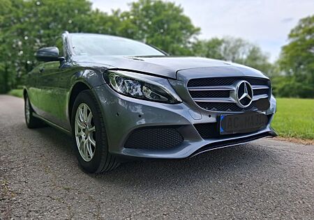 Mercedes-Benz C 180 T - Modell