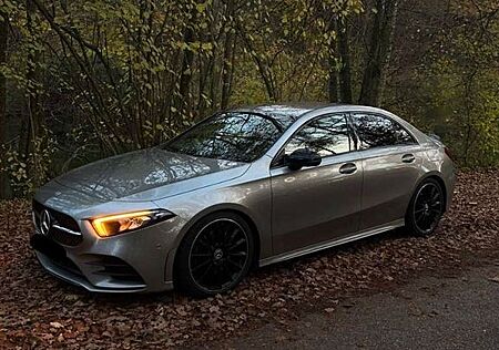Mercedes-Benz A 220 4MATIC