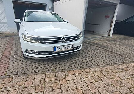 VW Passat Variant Volkswagen 2.0 TDI DSG Highline ACC Matrix