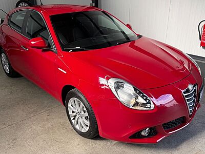 Alfa Romeo Giulietta Turismo 1.4 Auto. erst 11 TKM