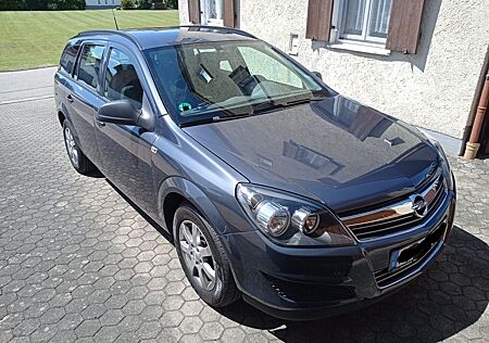 Opel Astra Caravan 1.6 Ecotec Edition 111 Jahre 8...