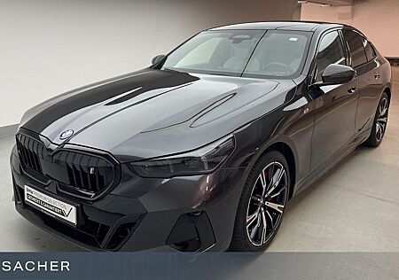 BMW i5 A xDr40 M-Sport PRO,M-Sport,Pano,AHK,Sitzbelü