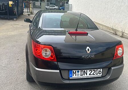 Renault Megane Coupé-Cabriolet Conf. Authent. 2.0 Au...