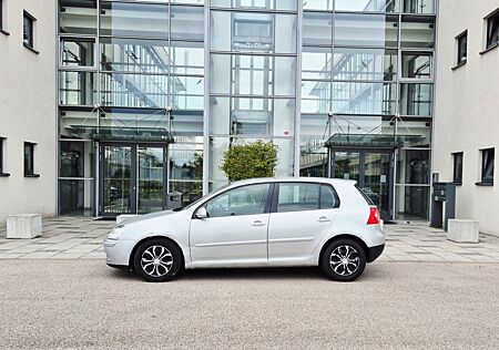 VW Golf Volkswagen 1.9 TDI 66 kW Trendline