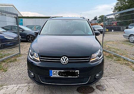 VW Touran Volkswagen Match/Auto/Inspection&Tüv Neu
